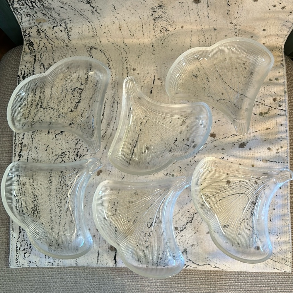 Hoya Clear Glass Ginkgo Leaf Dishes, Set of 6